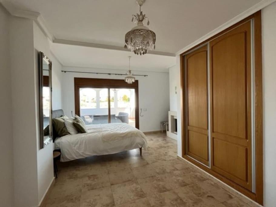 Trendy Villa For 14 Pers. Nearby Murcia/Alicante エクステリア 写真