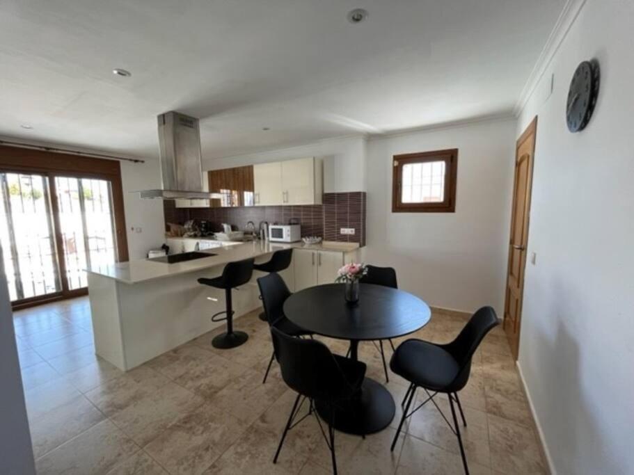 Trendy Villa For 14 Pers. Nearby Murcia/Alicante エクステリア 写真