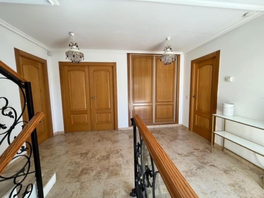 Trendy Villa For 14 Pers. Nearby Murcia/Alicante エクステリア 写真
